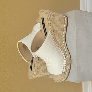 Karl Lagerfeld shoes Paris pink leather espadrille silver accent Sz 7.5, 38B